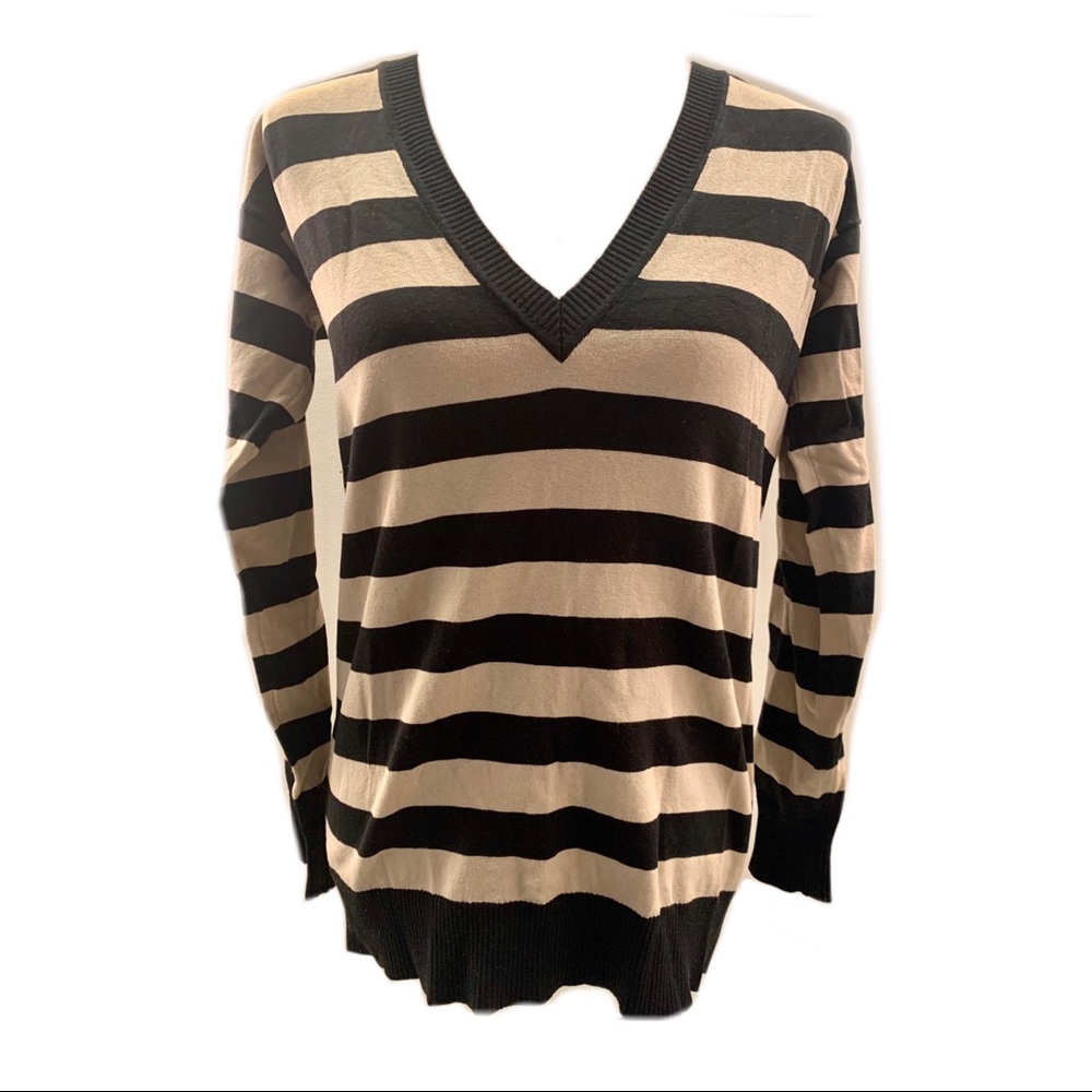 Ladies long sleeve shirt. Willi Smith